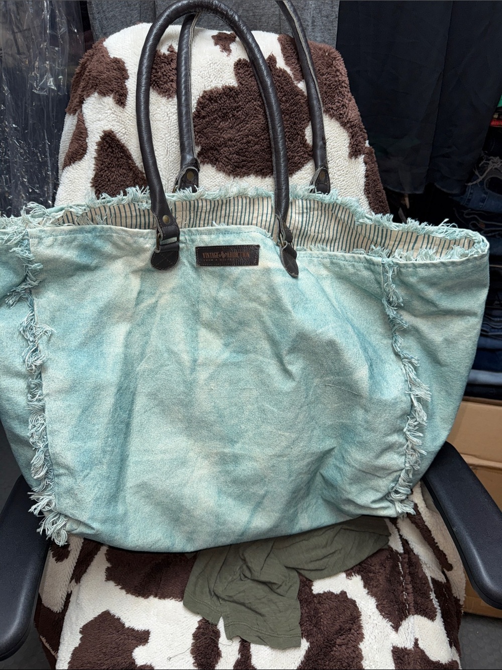 Myra Bag Green/Blue Canvas Weekender Bag - Picture 5 of 5